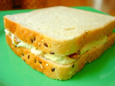 Sadwich de crema de tofu y nueces