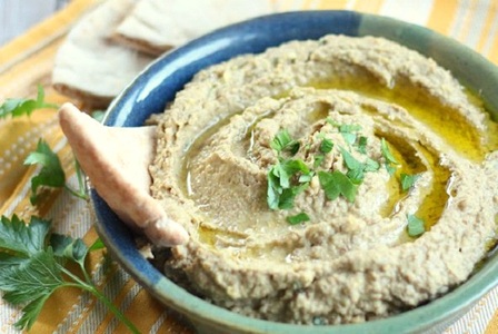Hummus de lenteja verde